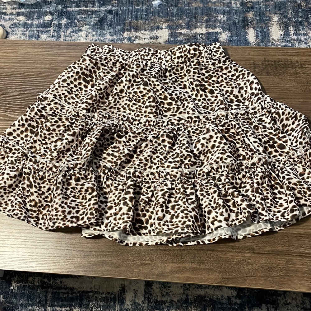 leopard skirt